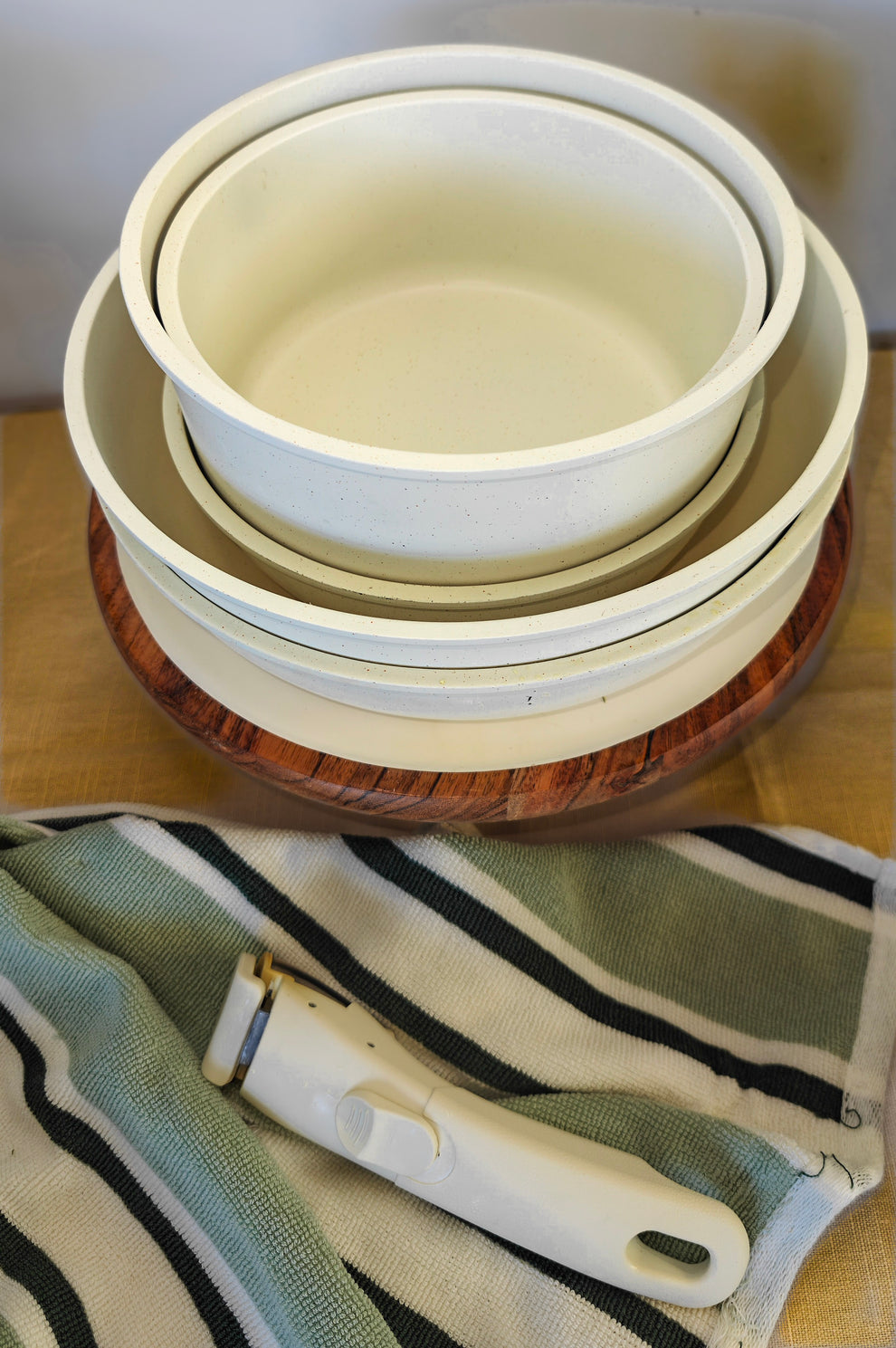 Stackable Nesting Cookware Stackable Ceramic Cookware Set – Nomad Nest Co