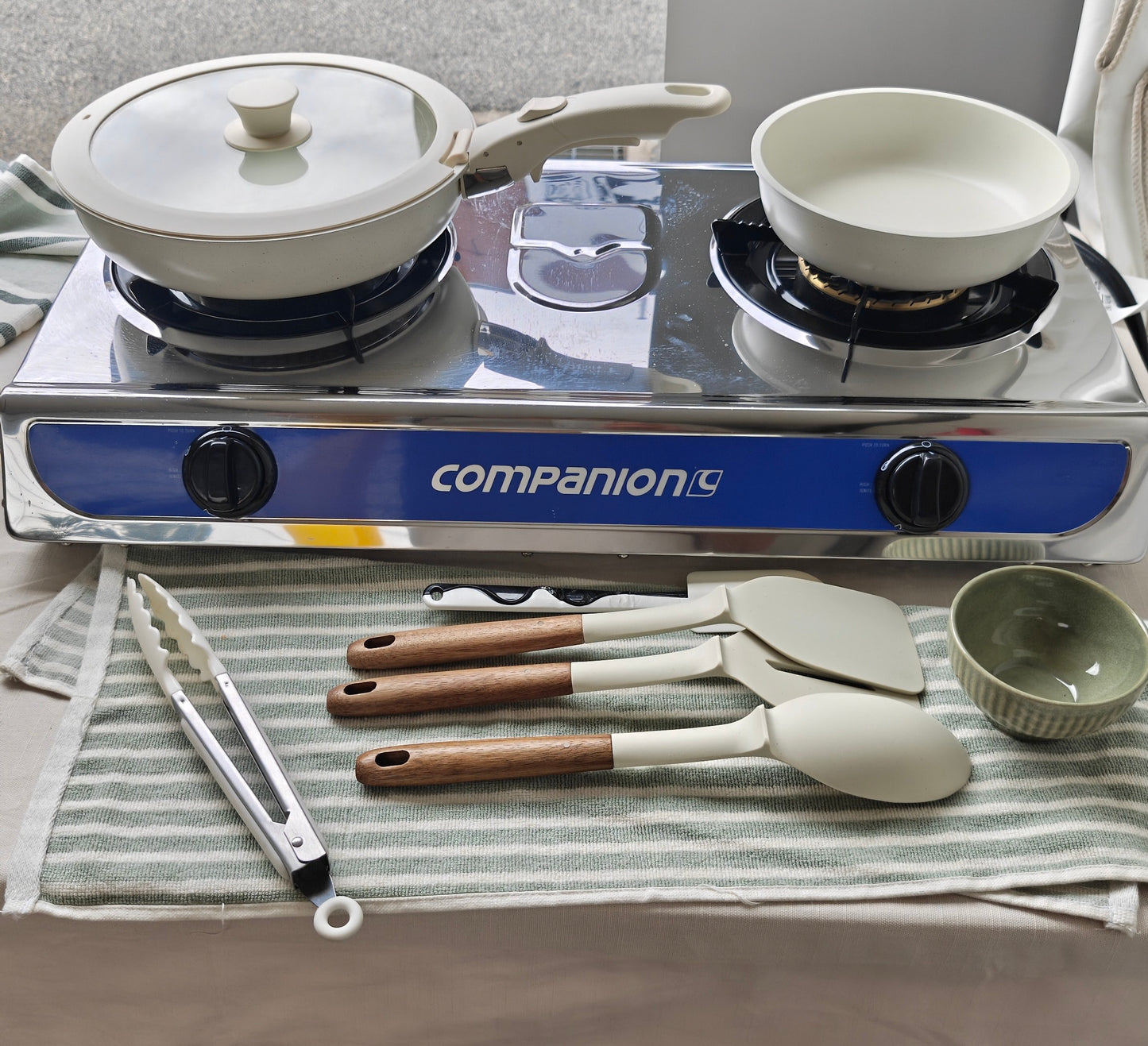 Nomad Nest Stackable Ceramic Cookware Set
